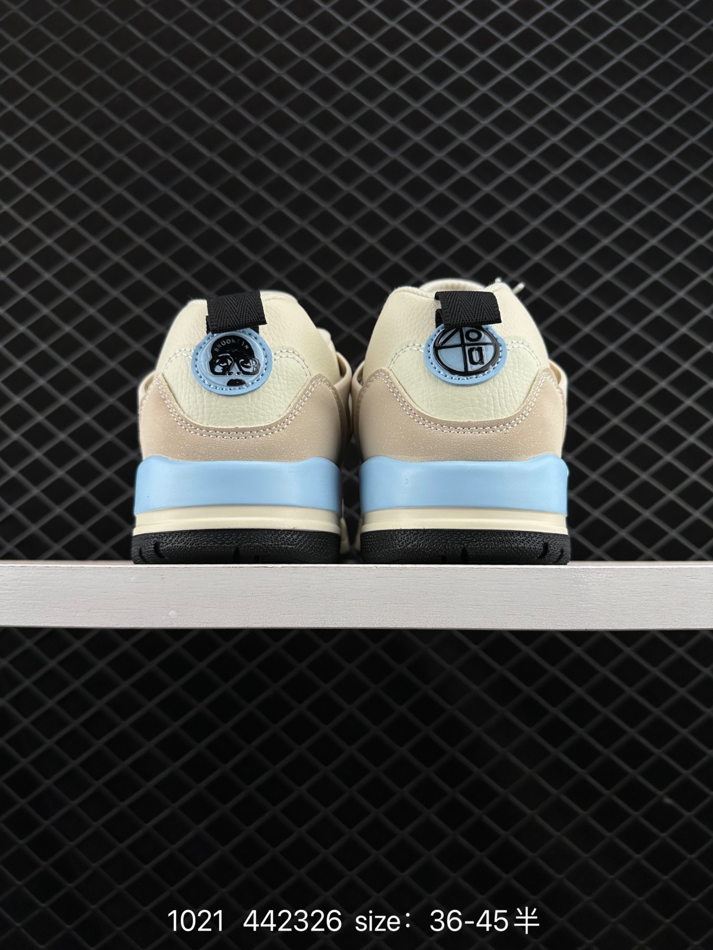 NK Jordan Spizike Low